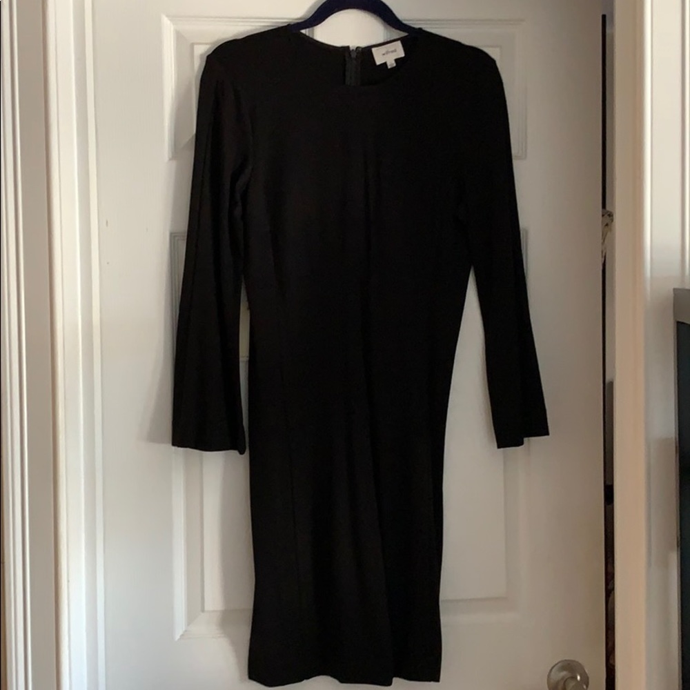 Wilfred Fitted Black Midi Dress